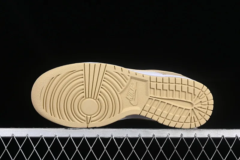 All categories Nk SB Dunk series Nk SB Dunk Low low-top sneakers Z version Nk Dunk Low "Team Gold" golden wheat color SB low-top sports and leisure sneakers DV0833-100